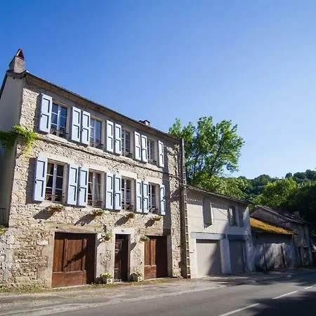 Belle Maison De Maitre - Piscine Et Jardin Prives - Au Coeur Du Village Medieval De - 4 Personnes - Garage